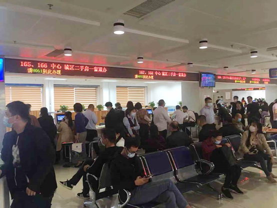 跳单、学区房、汗水、专业！我们采访了莆田这个中介！